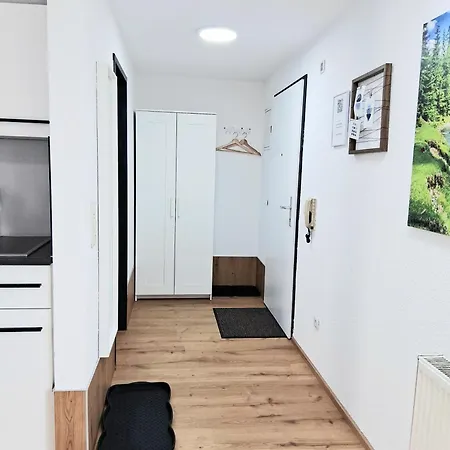 아파트 Top17 Apartmenthaus Sonnenschein 도른비른